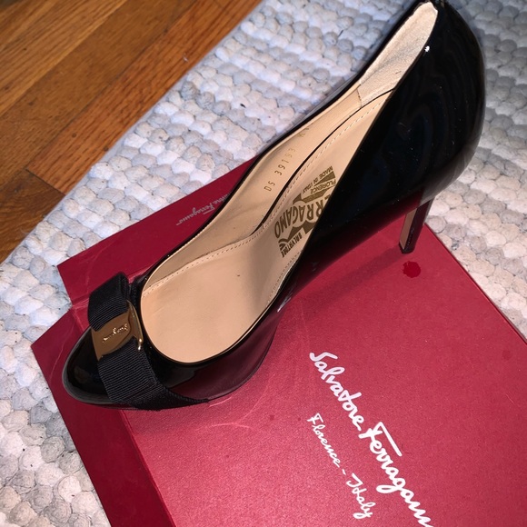 Salvatore Ferragamo “Rilly” Black Patent Heels - Picture 4 of 8